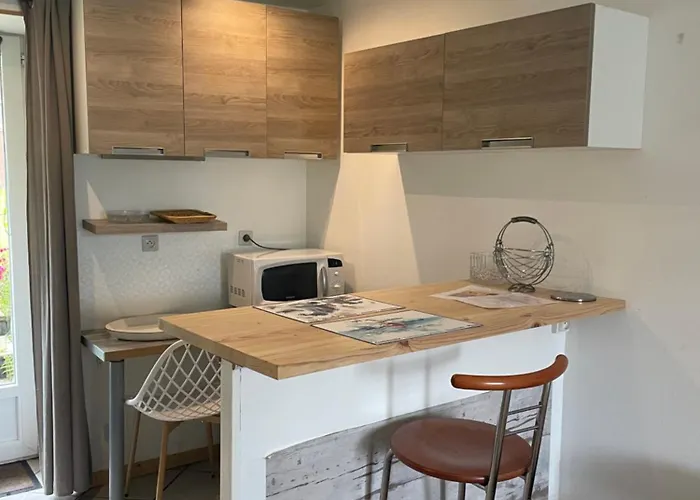 Independant Avec Jardin Privatif Le Lorey